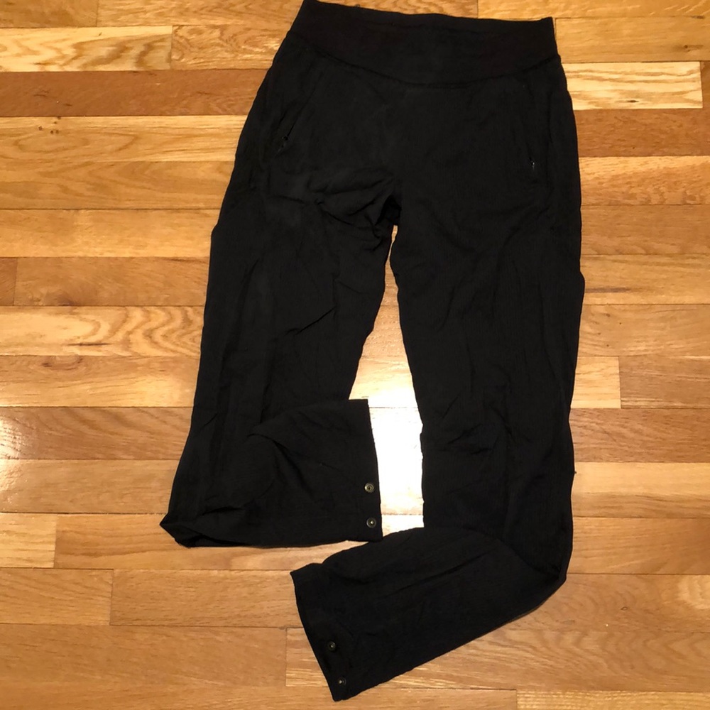 Ivivva girl’s sports pants